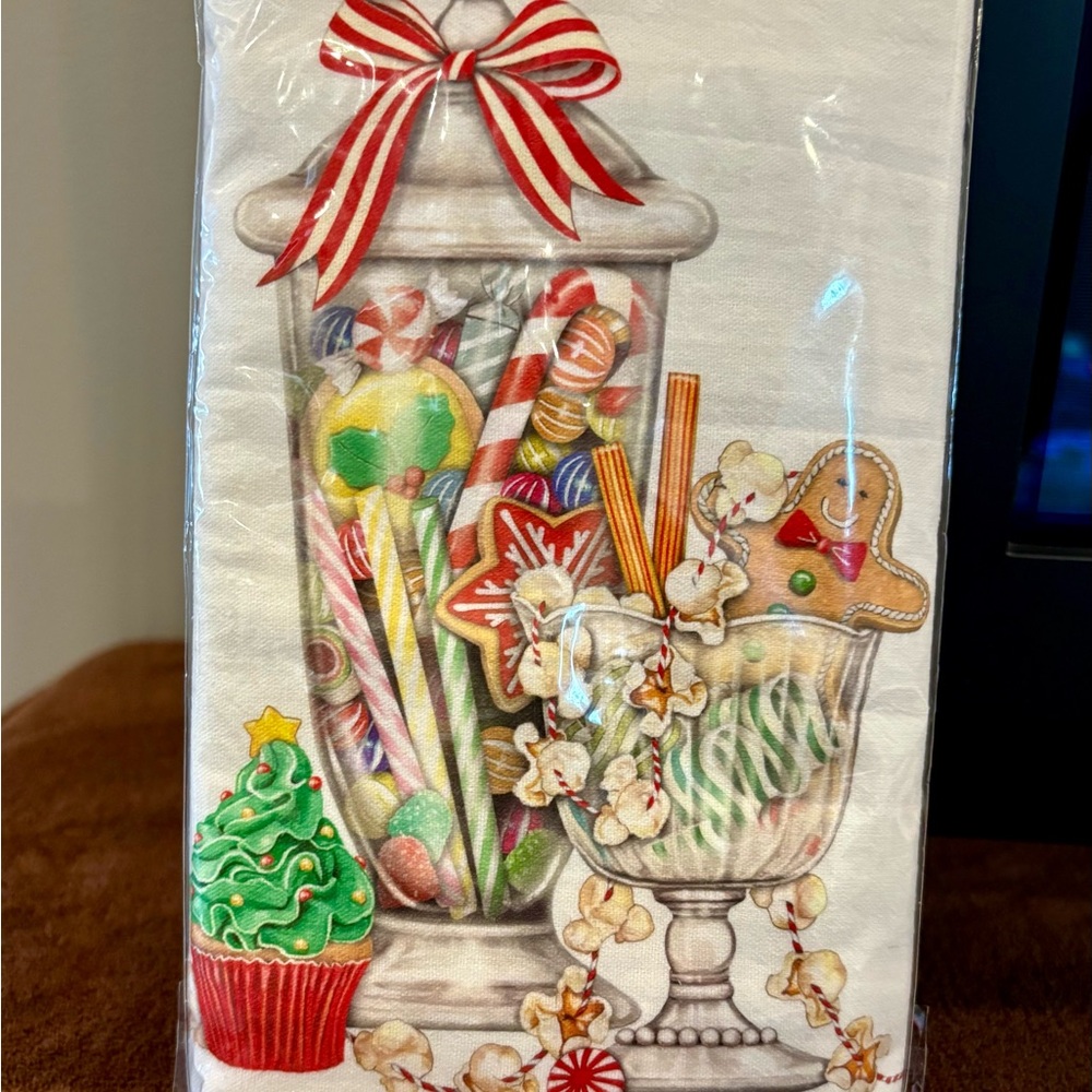 NIB FLOUR SACK kitchen towel Festive Candy Jar Kitchen towel30x30